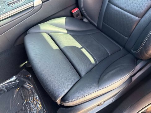 Used 2022 Mercedes-Benz GLC 300 image 21