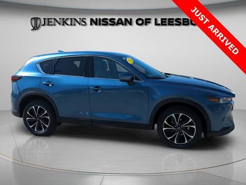 Used 2022 MAZDA CX-5 AWD 2.5 S w/ Premium Package image 2