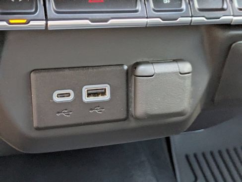 Used 2026 Chevrolet Silverado 1500 W/T RWD image 19