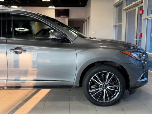 Used 2019 INFINITI QX60 Luxe w/ Sensory Package AWD/4WD image 16