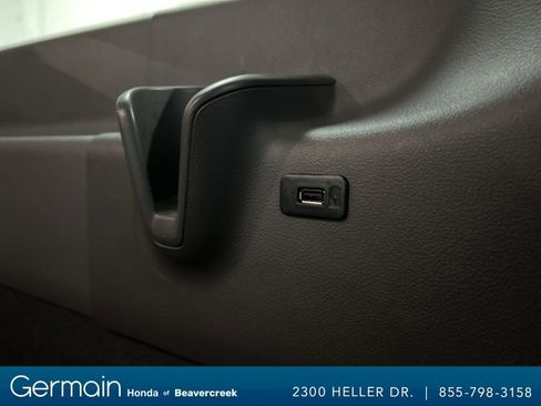 Used 2023 Ford Transit 350 XLT image 30