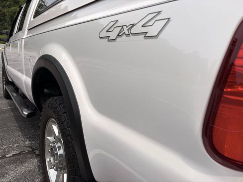 Used 2010 Ford F250 Lariat AWD/4WD image 10