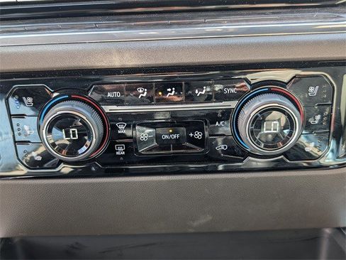 Certified 2023 Chevrolet Silverado 1500 LTZ w/ Technology Package image 23