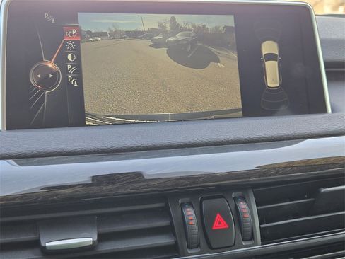 Used 2016 BMW X5 xDrive35d image 17