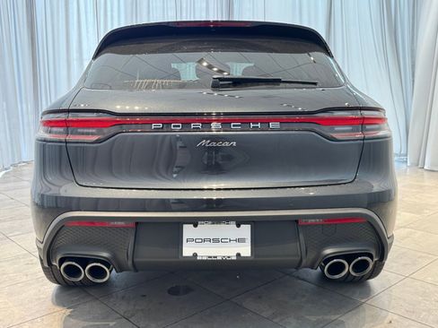 Used 2025 Porsche Macan image 10