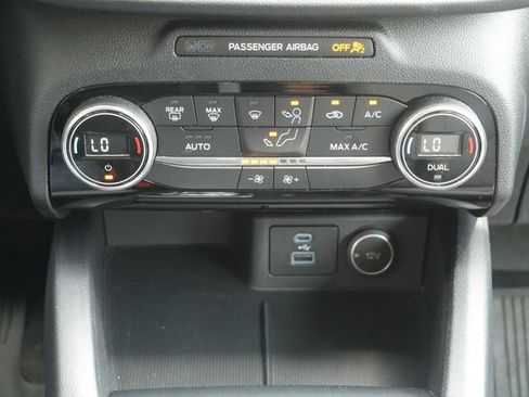 Used 2021 Ford Escape SE AWD/4WD image 18