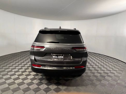 Used 2023 Jeep Grand Cherokee L Limited w/ Luxury Tech Group II image 8