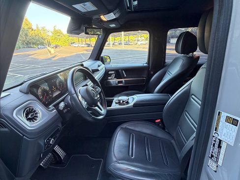Used 2023 Mercedes-Benz G 550 image 28