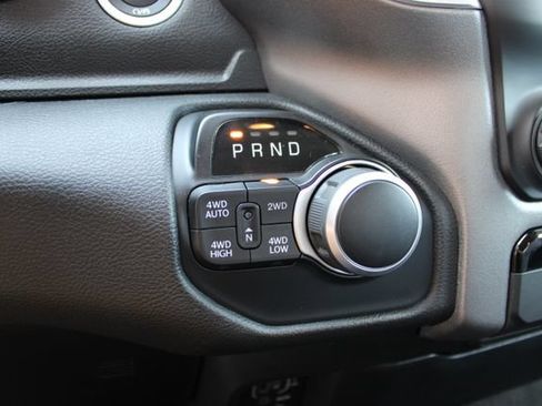 Used 2020 RAM 1500 Big Horn AWD/4WD image 20