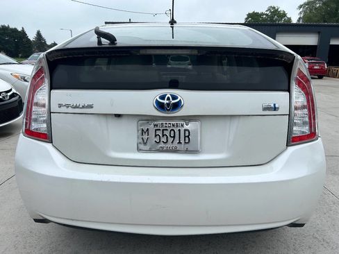 Used 2015 Toyota Prius Four image 6