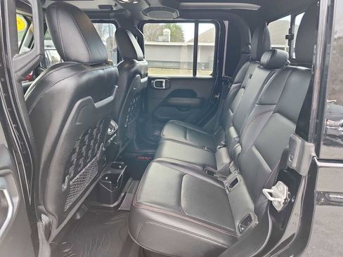 Used 2020 Jeep Gladiator Rubicon AWD/4WD image 15