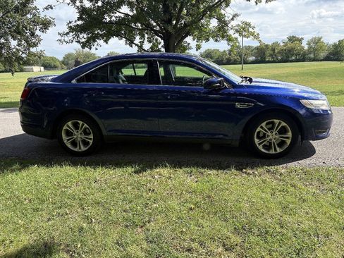Used 2014 Ford Taurus SEL FWD image 12