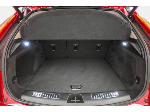 Used 2023 Cadillac XT4 Premium Luxury image 56