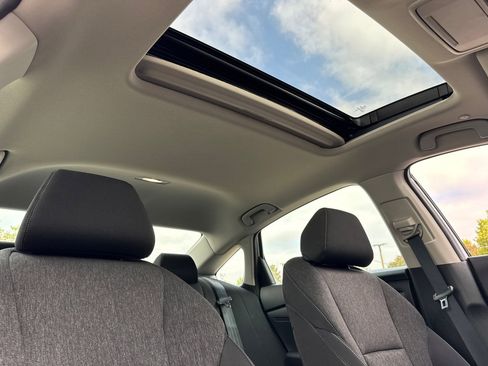 Used 2023 Honda Accord EX image 15