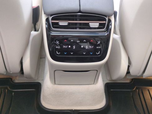 Used 2023 Mercedes-Benz EQS 450+ 4MATIC SUV image 25