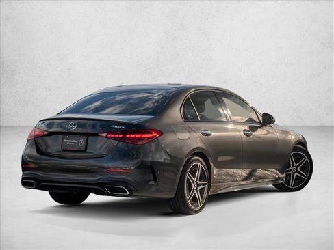 Certified 2022 Mercedes-Benz C 300 4MATIC Sedan image 4