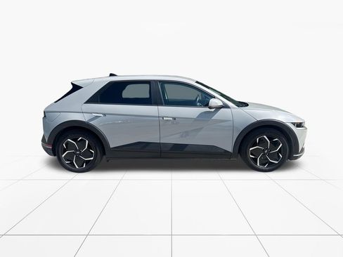 Used 2023 Hyundai Ioniq 5 SEL w/ Cargo Package RWD image 9