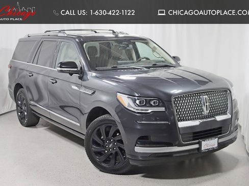 Used 2022 Lincoln Navigator L Reserve image 1