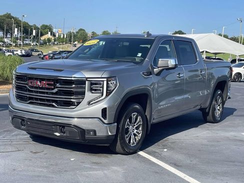 Used 2025 GMC Sierra 1500 SLT RWD image 3