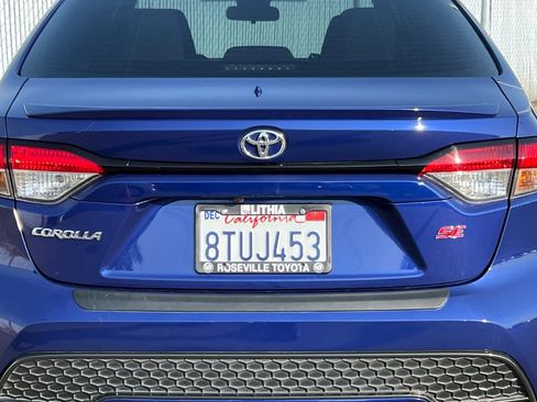 Used 2021 Toyota Corolla SE w/ SE Premium Package FWD image 22