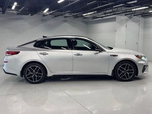 Used 2020 Kia Optima SE image 4
