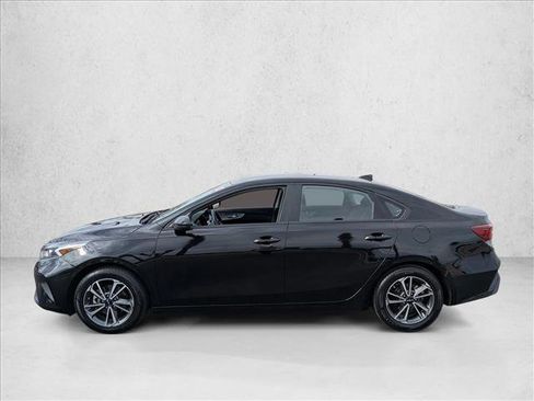 Used 2023 Kia Forte LXS image 8