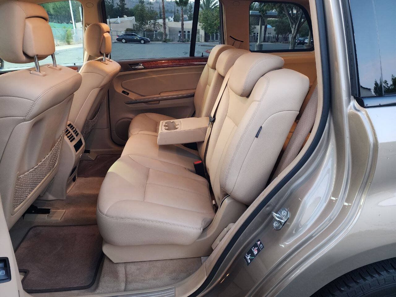Used 2009 Mercedes-Benz GL 450 4MATIC image 24