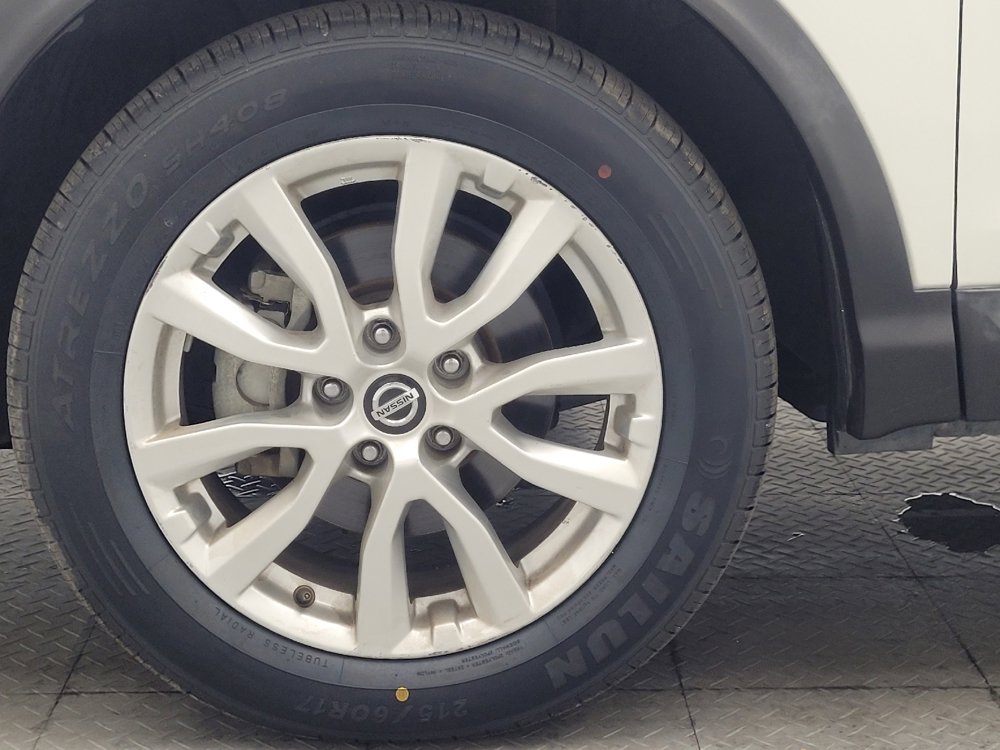 Used 2021 Nissan Rogue Sport S FWD image 31