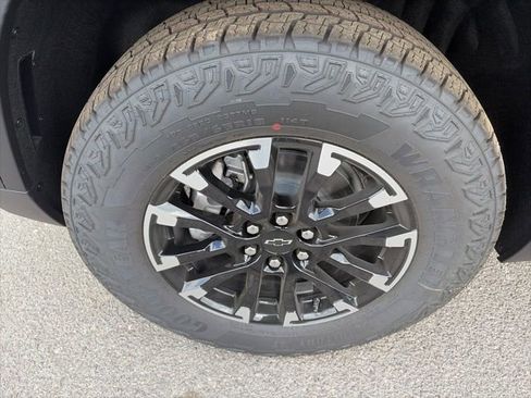 New 2026 Chevrolet Traverse Z71 w/ Enhanced Driving Package image 10