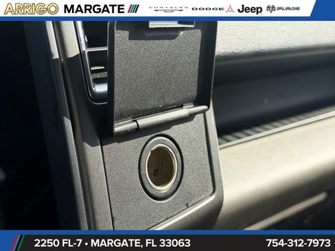 Used 2015 Ford F150 XLT RWD image 25