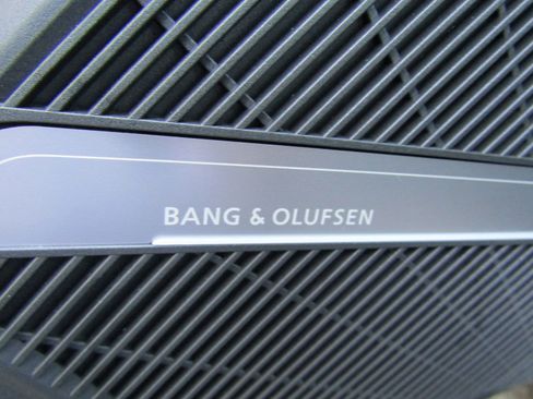 New 2024 Audi Q5 e Premium Plus image 13