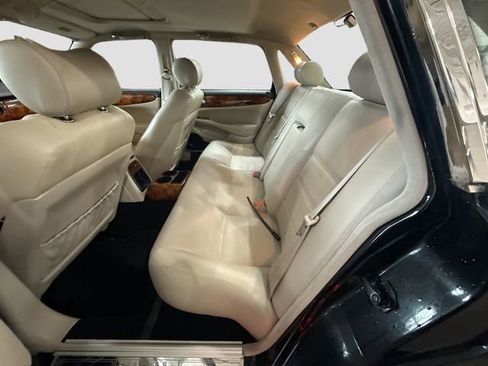 Used 1999 Jaguar XJ8 image 25