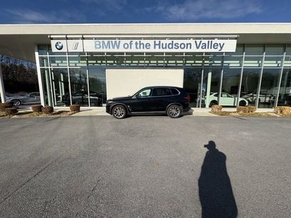 Used 2025 BMW X5 xDrive40i w/ Parking Assistance Package