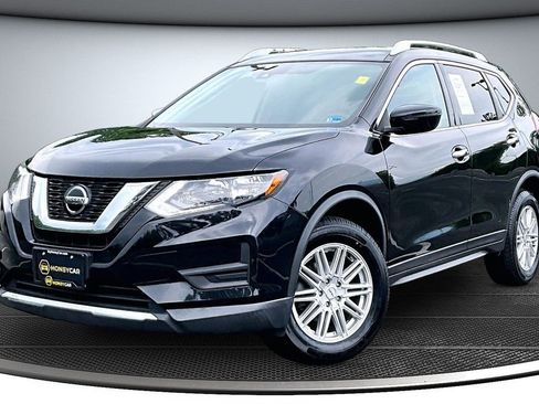 Used 2019 Nissan Rogue SV AWD/4WD image 3