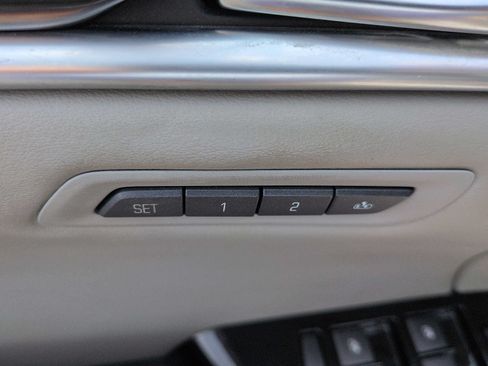 Used 2013 Cadillac XTS Premium FWD image 15