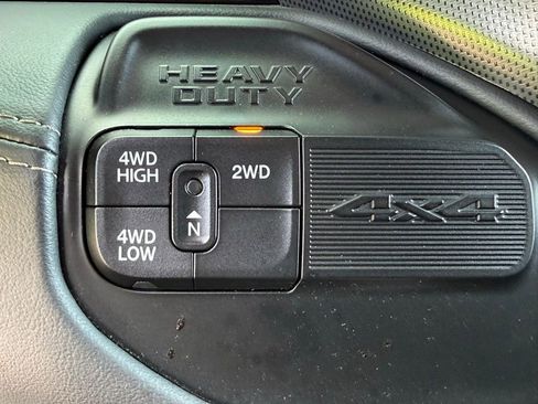 Certified 2022 RAM 2500 Limited image 26