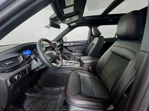 Used 2023 Ford Explorer ST-Line w/ Class IV Trailer Tow Package image 20