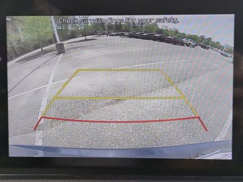 Used 2025 Kia Telluride S image 21