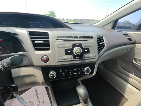 Used 2012 Honda Civic LX image 17