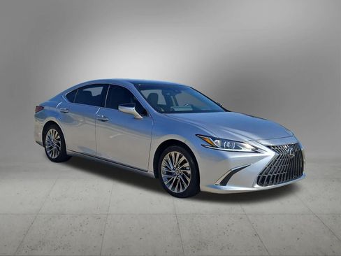 Used 2024 Lexus ES 350 w/ Technology Package FWD image 8
