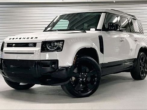 New 2026 Land Rover Defender 110 X-Dynamic SE image 1