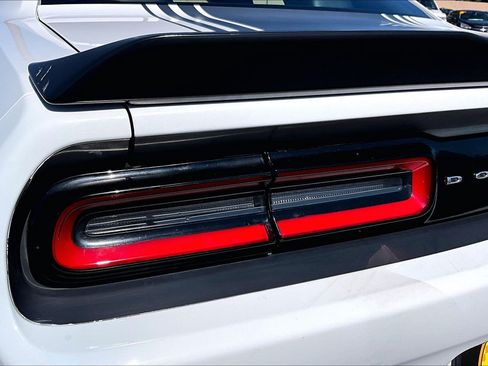 Used 2017 Dodge Challenger R/T Scat Pack RWD image 30