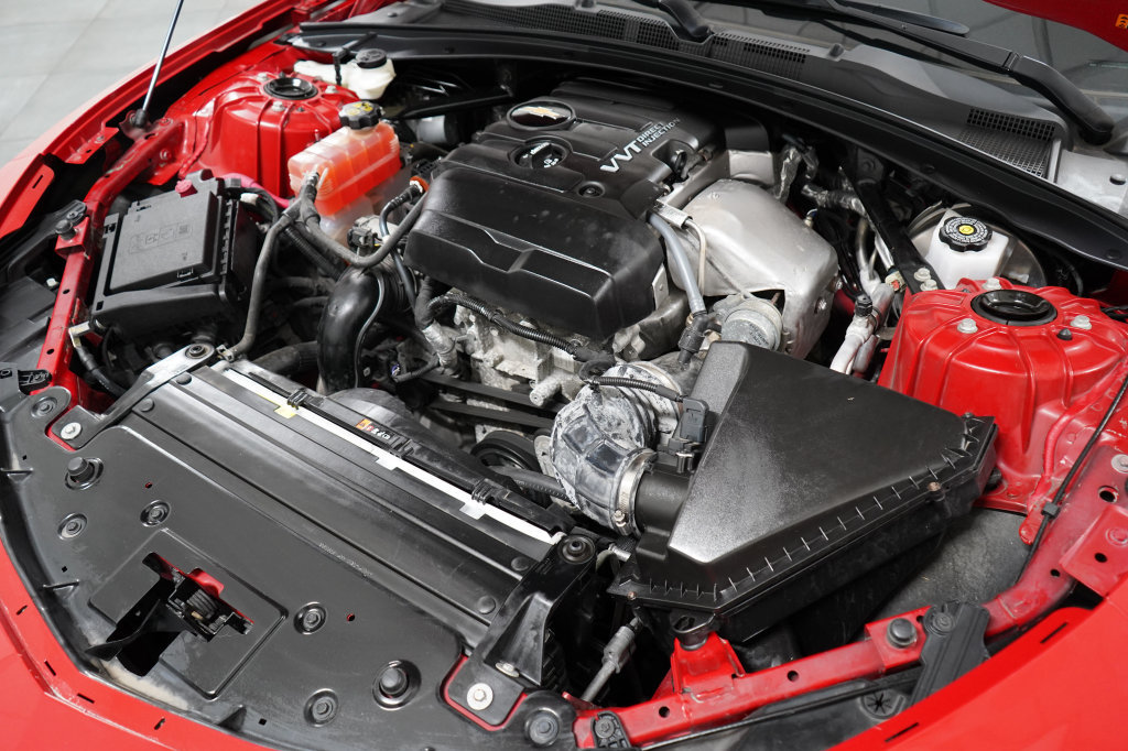 Used 2023 Chevrolet Camaro LT RWD image 29