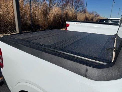 Used 2025 Ford Maverick XLT w/ Equipment Group 301A image 3