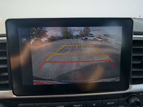 Used 2023 Hyundai Venue SEL FWD image 15