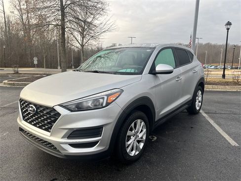 Used 2020 Hyundai Tucson SE image 11