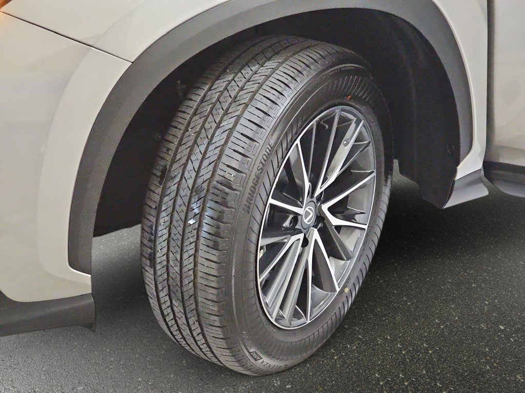 Used 2026 Lexus NX 350 AWD w/ Accessory Package (2T) image 31
