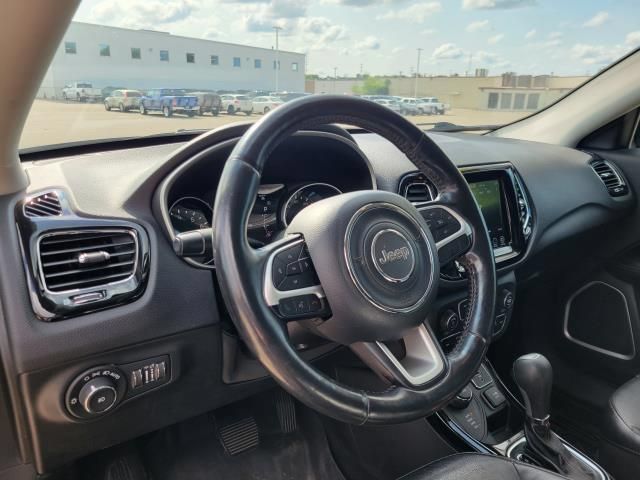 Used 2019 Jeep Compass Limited AWD/4WD image 20