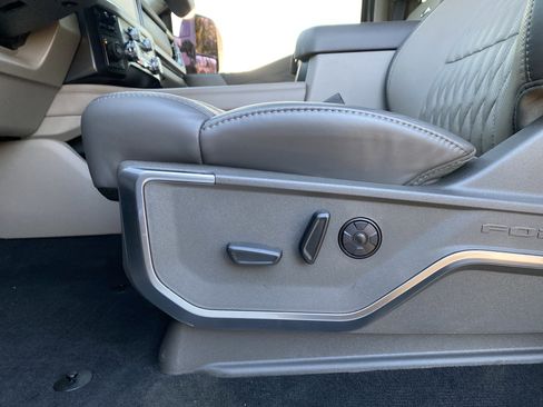 Used 2026 Ford F450 Platinum w/ Platinum Plus Package image 21