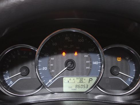 Used 2016 Toyota Corolla LE FWD image 11